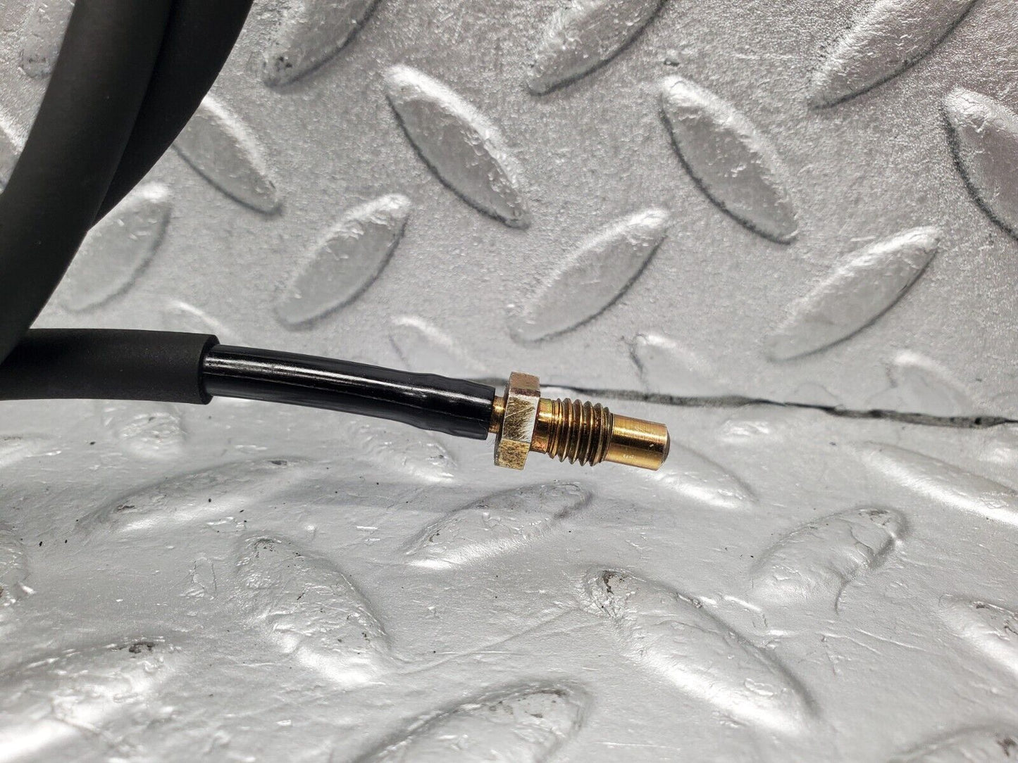 46571 Mercedes-Benz C123 280CE Coupe Oil Pressure Gauge Pipe
