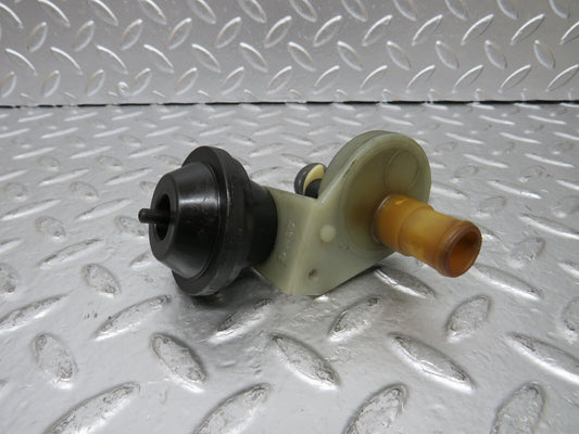 25196 Mercedes-Benz W201 190D Heater Control Valve