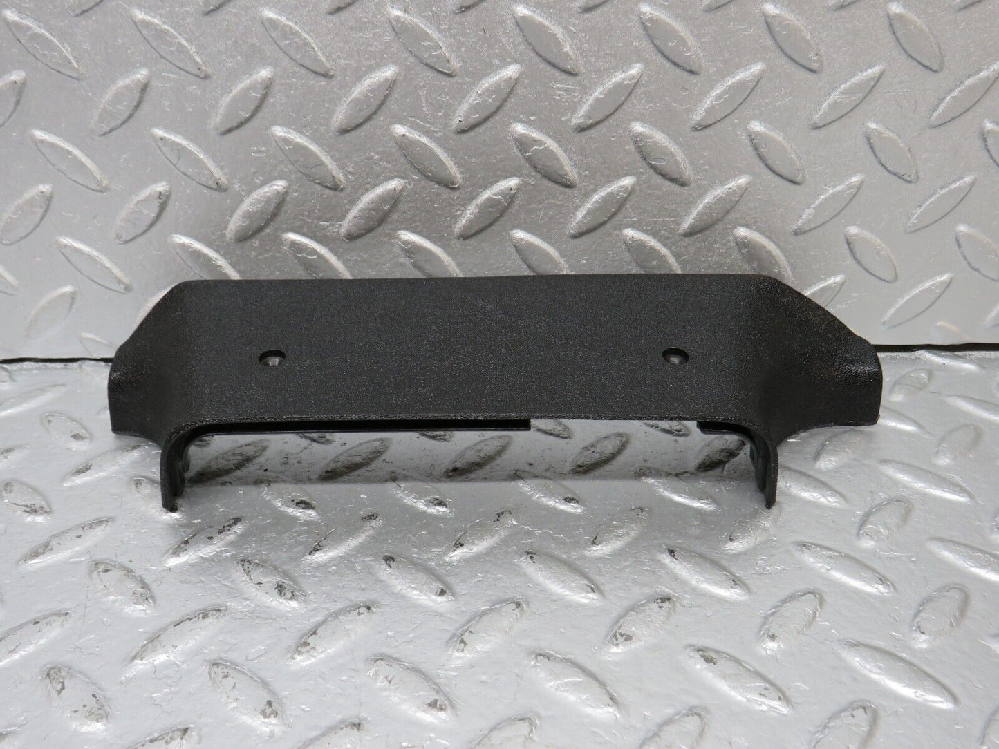 40558 Mercedes-Benz W123 300D B Pillar Bottom Cover Left Black 1236922122