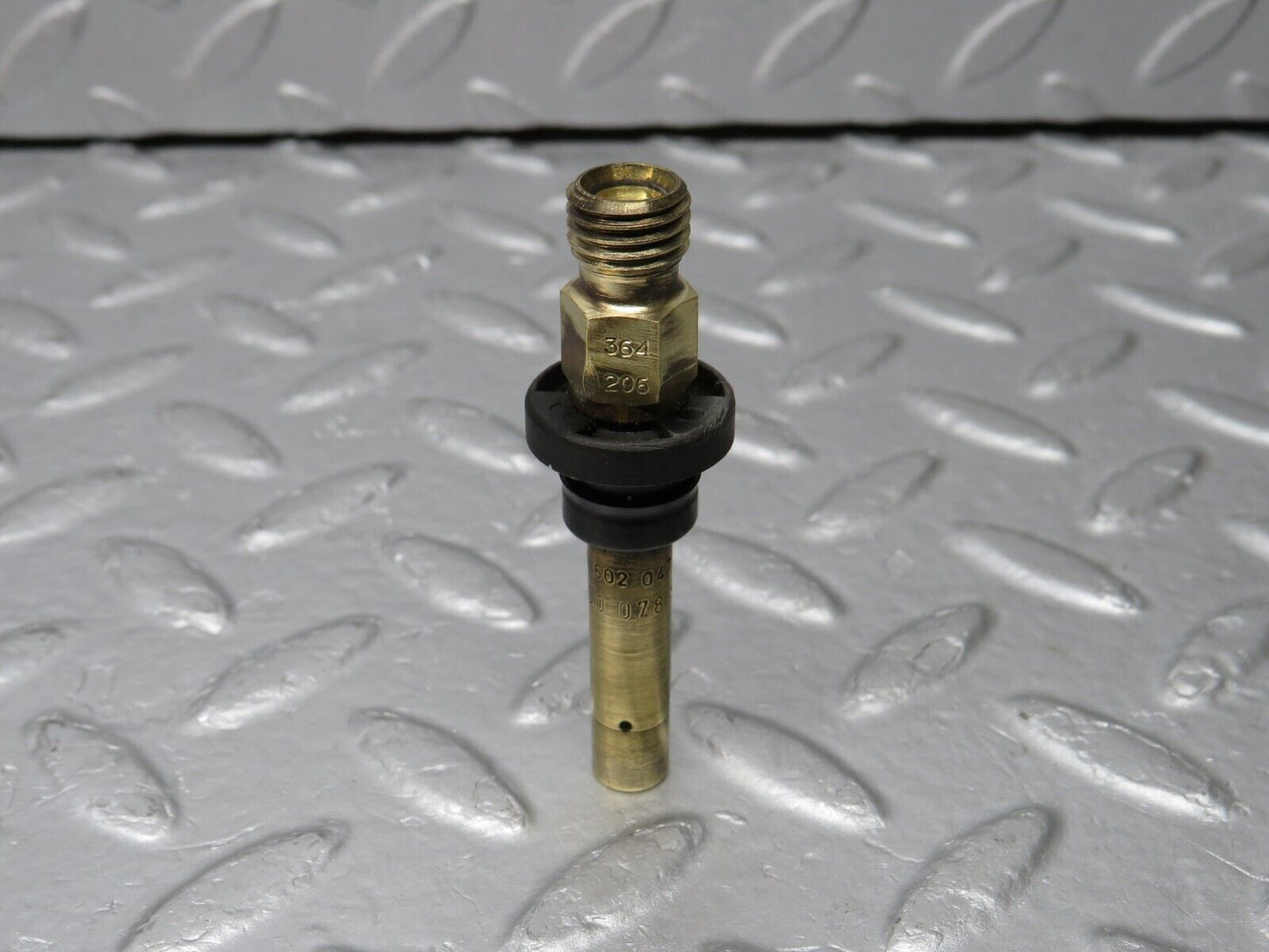 38906 Mercedes-Benz W201 190E 2.6L Fuel Injector Bosch 0000785623 0437502047