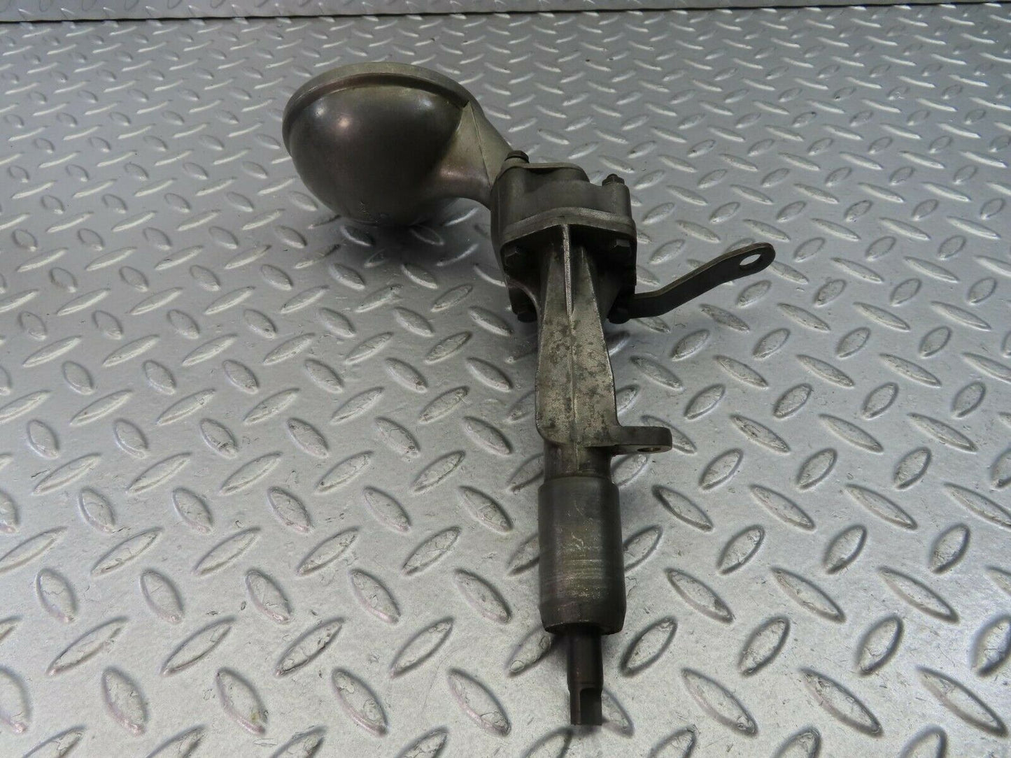 9190 Mercedes-Benz W111 Engine Oil Pump 1801800502