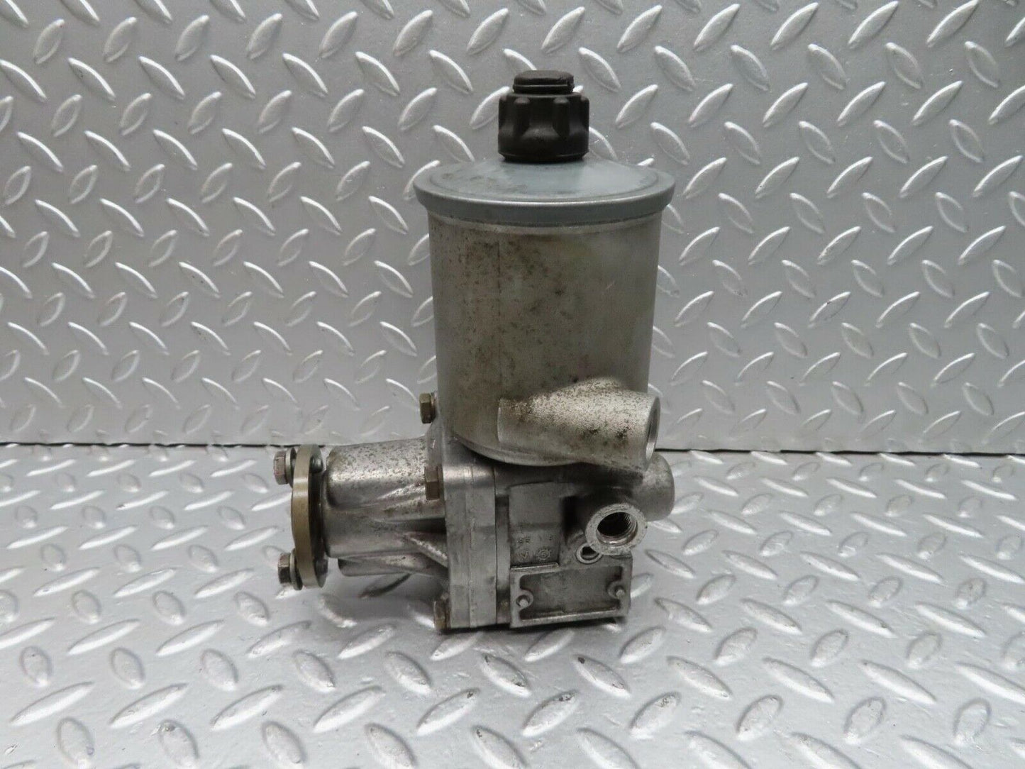 14970 Mercedes-Benz W140 S320 Power Steering Pump 7682501121n3f1