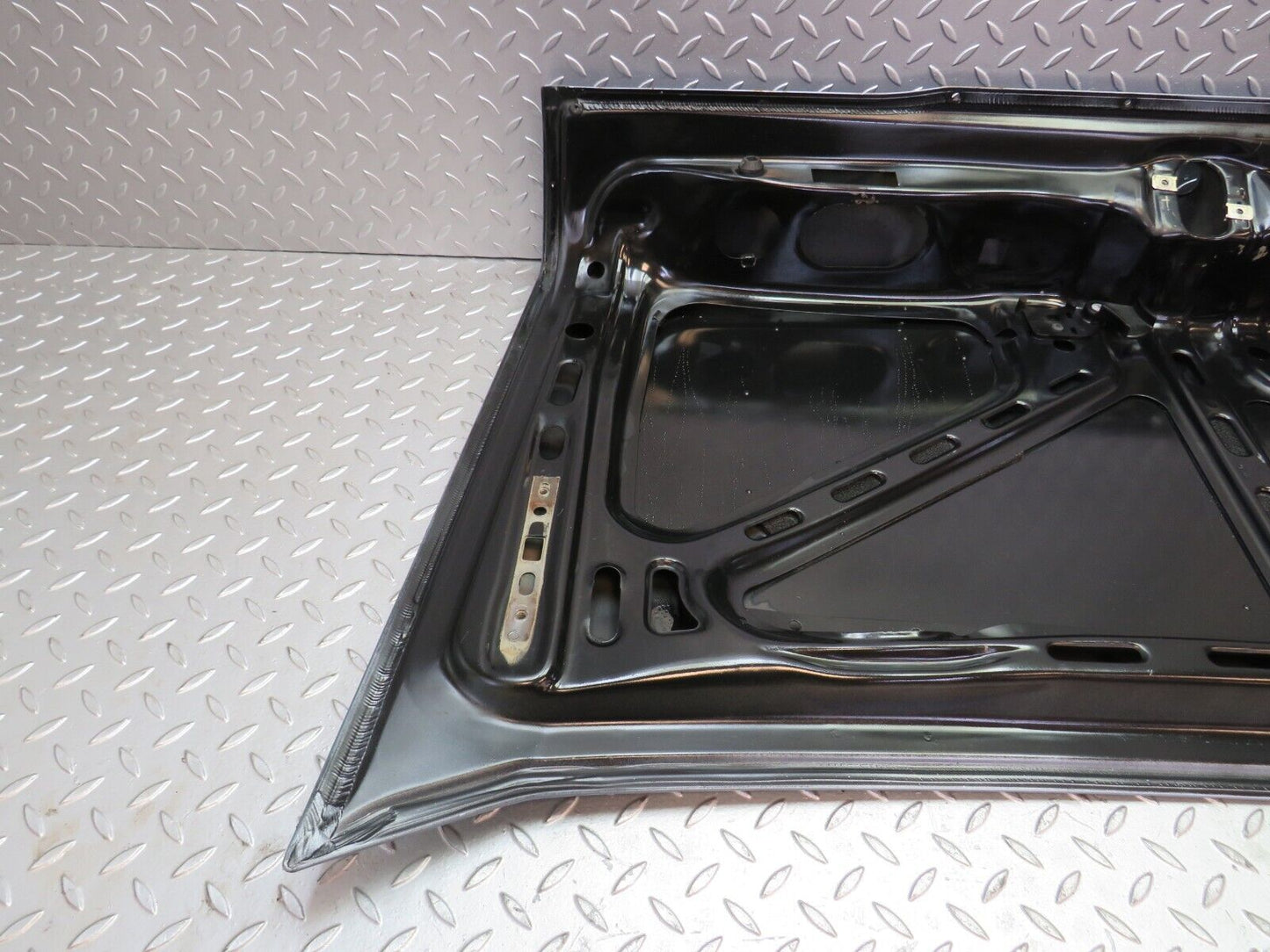 25230 Mercedes-Benz W201 190D Boot Lid Trunk Door