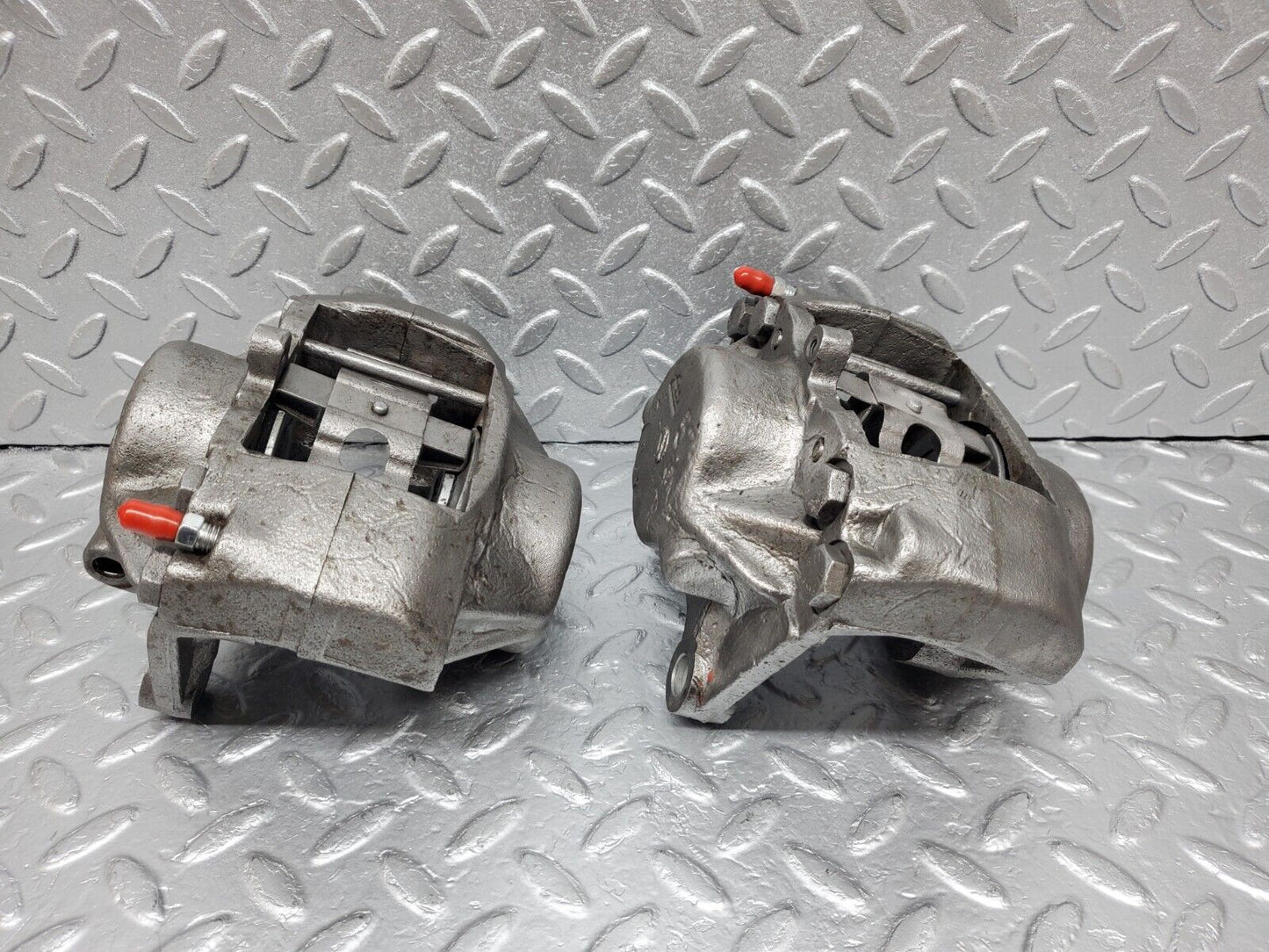 45916 Mercedes-Benz W126 420SE Front Brake Caliper Left & Right ATE