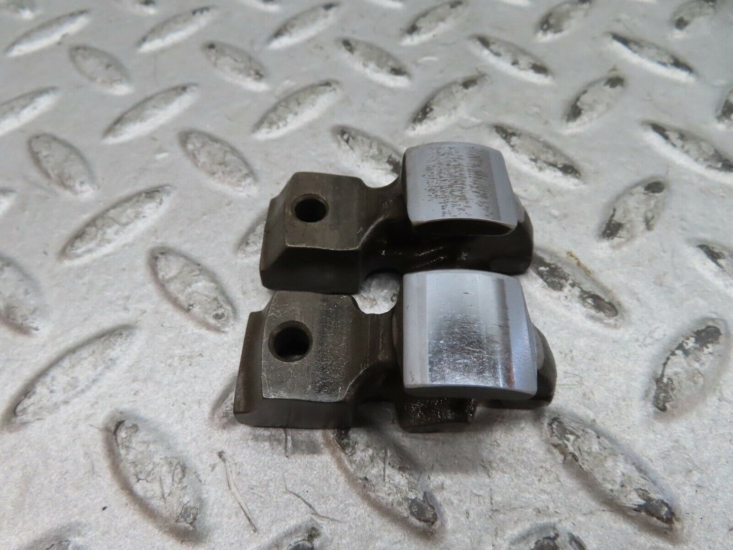 17866 Mercedes-Benz W116 450SEL Valve Rocker Arm