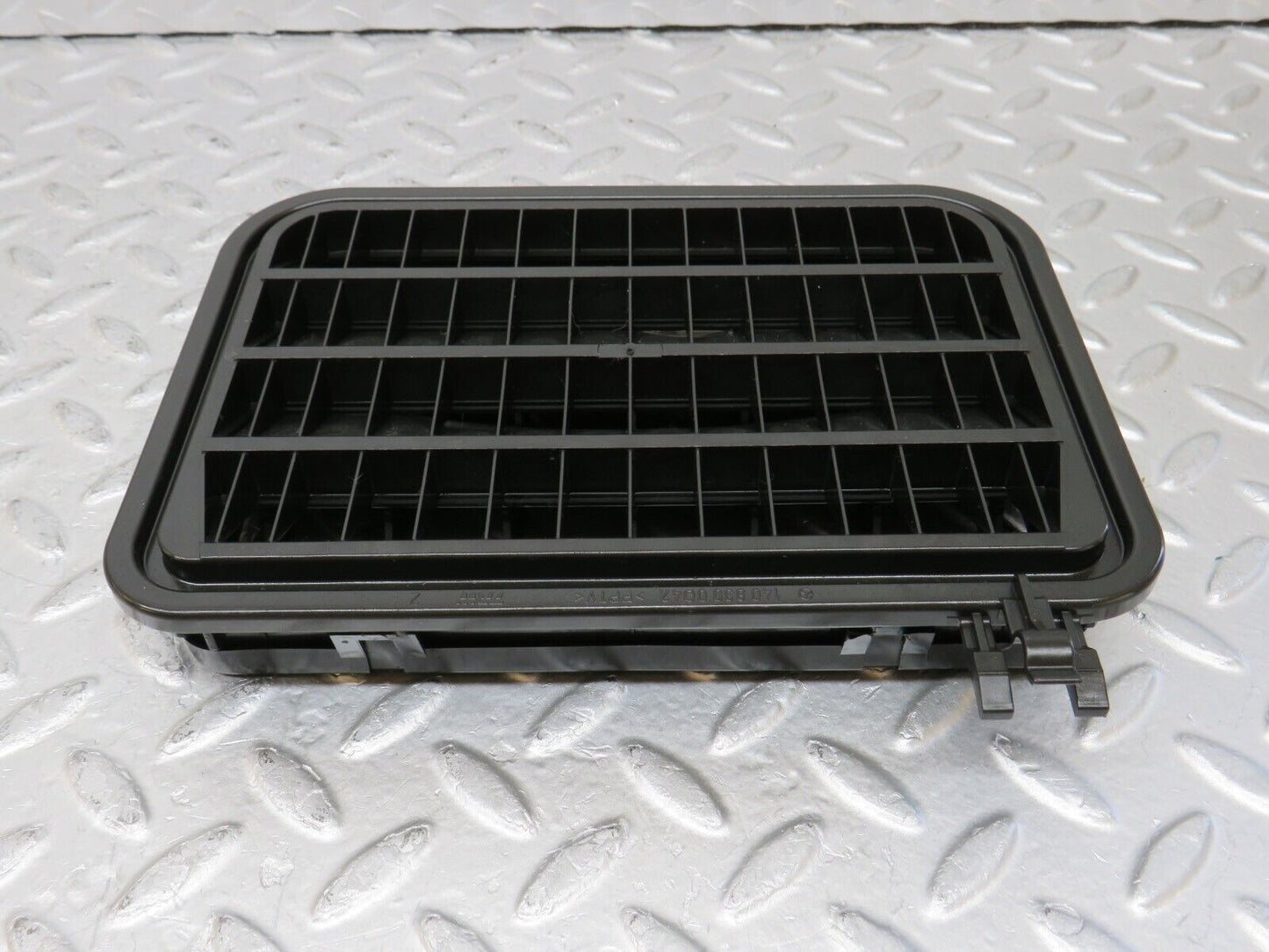 34952 Mercedes-Benz W210 320E Trunk Boot Air Vent Grill 1408300042