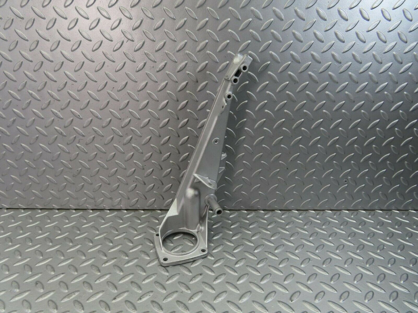 9096 Mercedes-Benz W115 brake pedal bracket 1152940701
