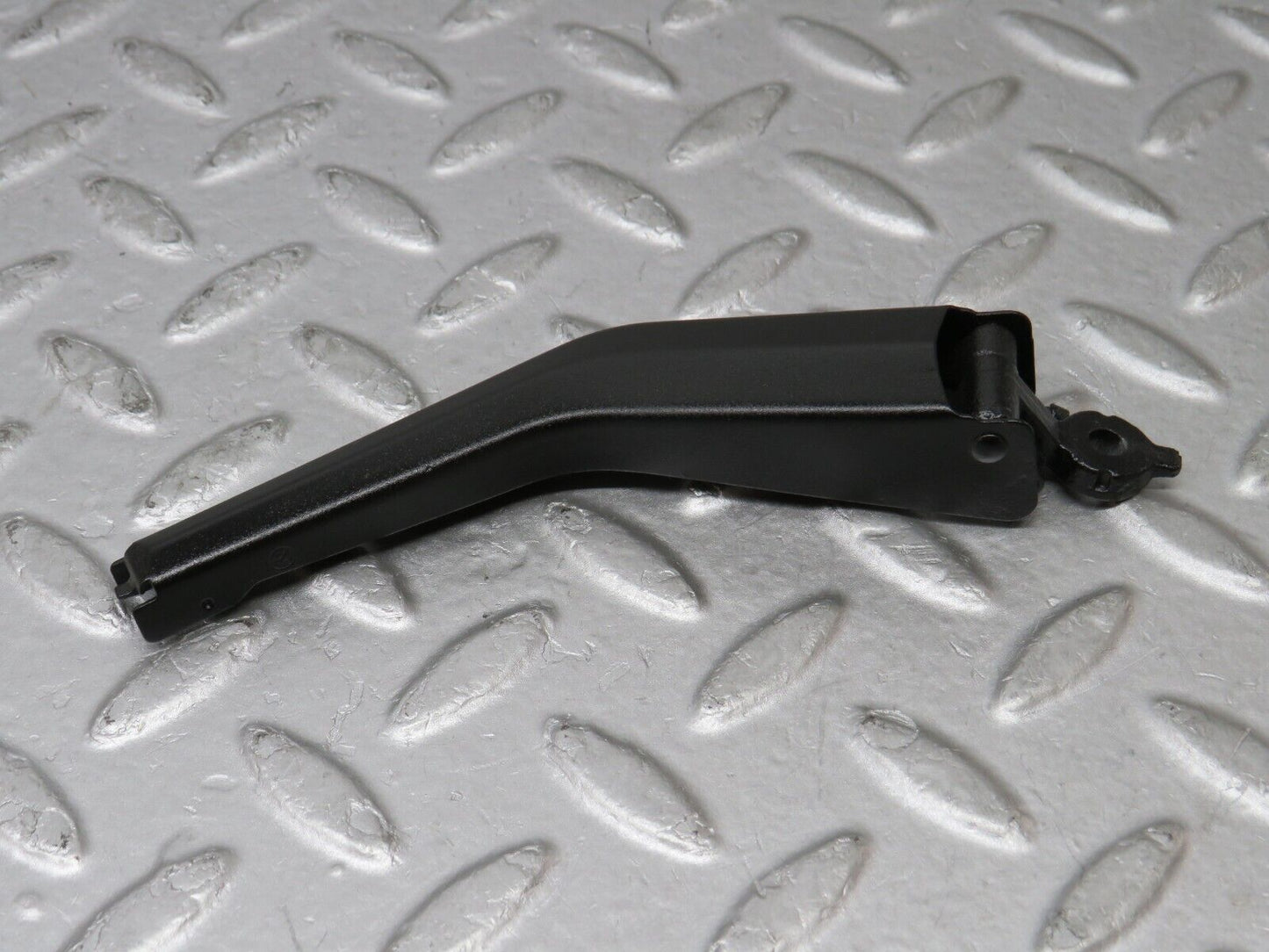 36341 Mercedes-Benz W126 420SE Headlight Wiper Arm Bosch Left Side