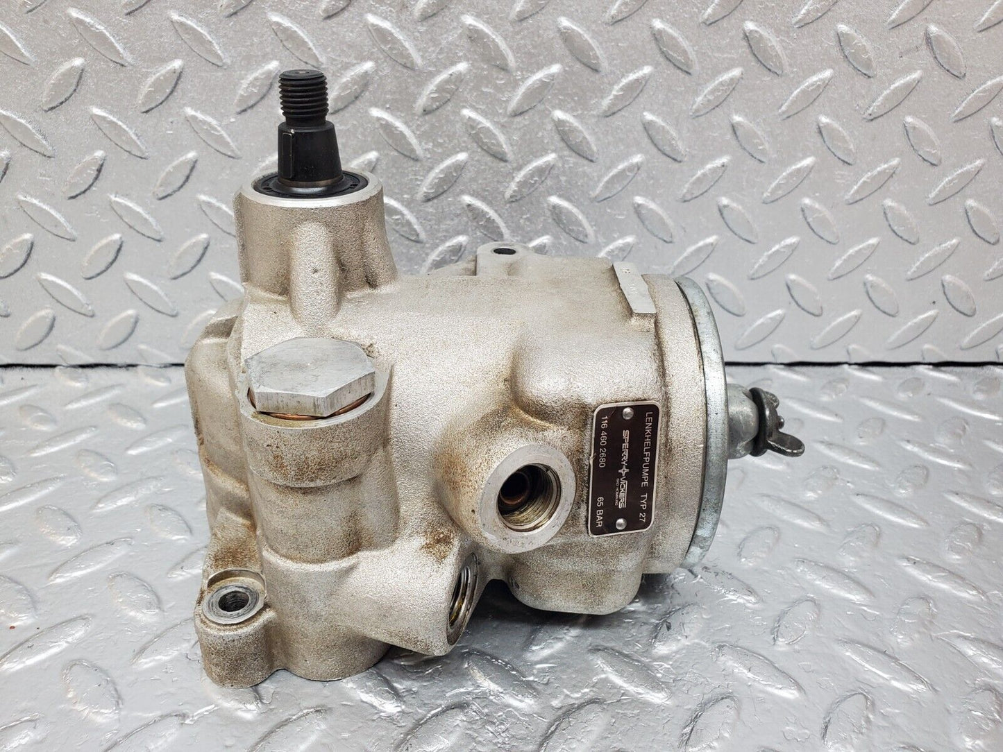 45387 Mercedes-Benz 280E M110.983 Power Steering Pump 1164602680