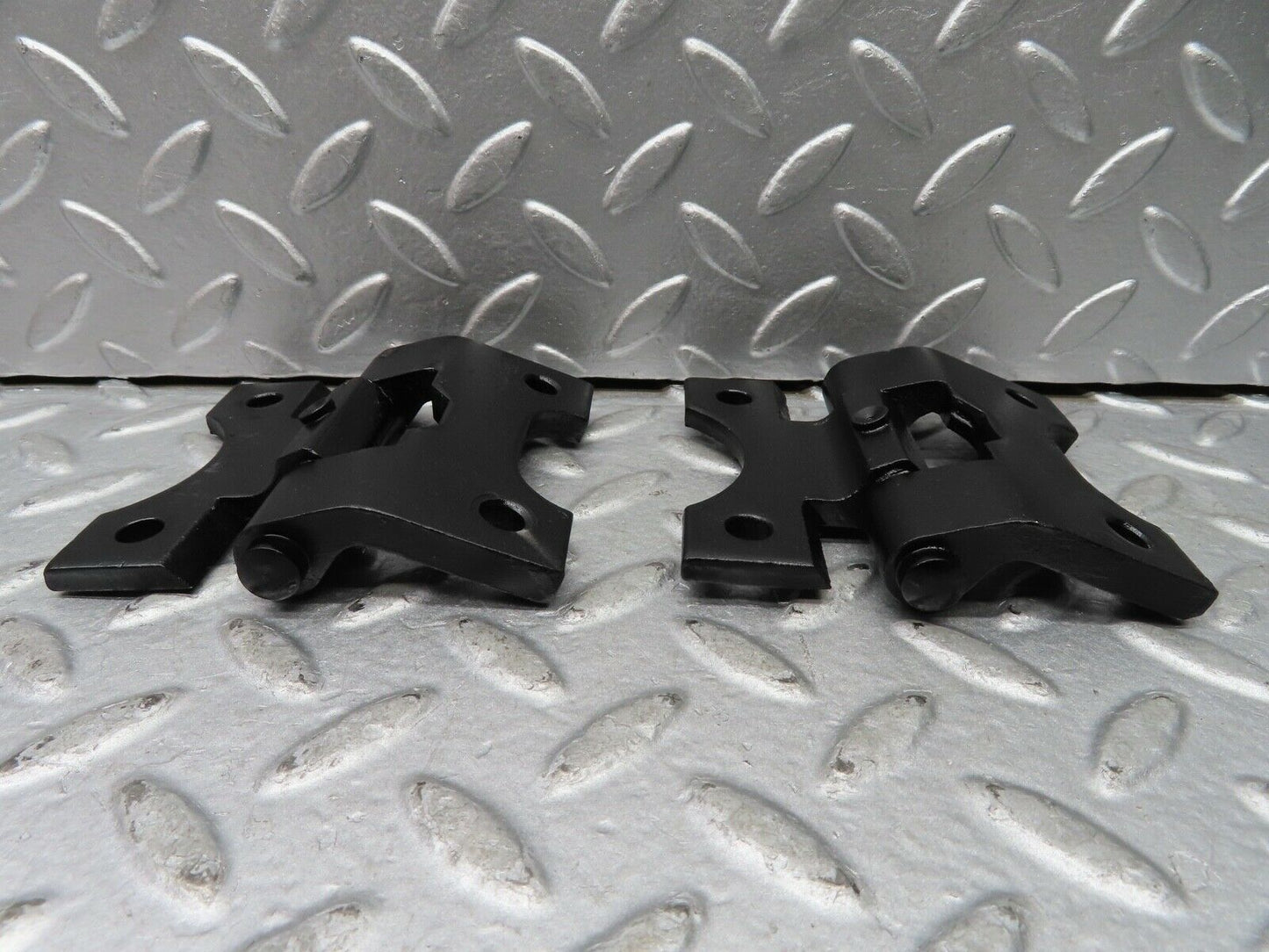 20524 Mercedes-Benz R107 450SL Right Door Hinges Pair