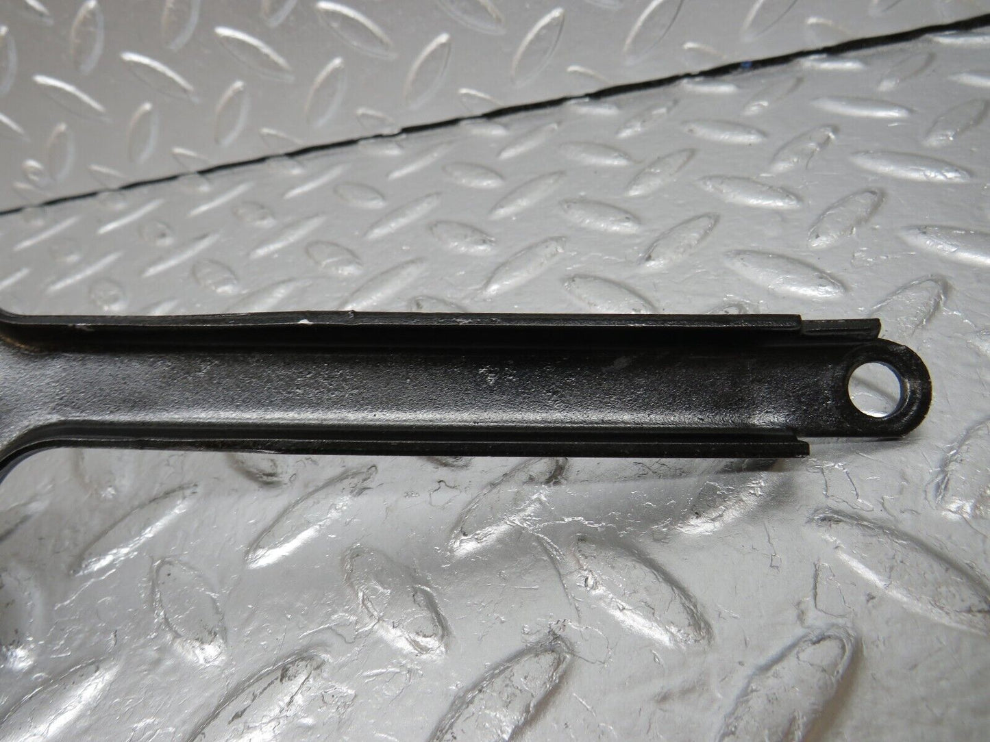 34098 Mercedes-Benz W124 260E Belt Tensioner Bracket Holder 1032021240
