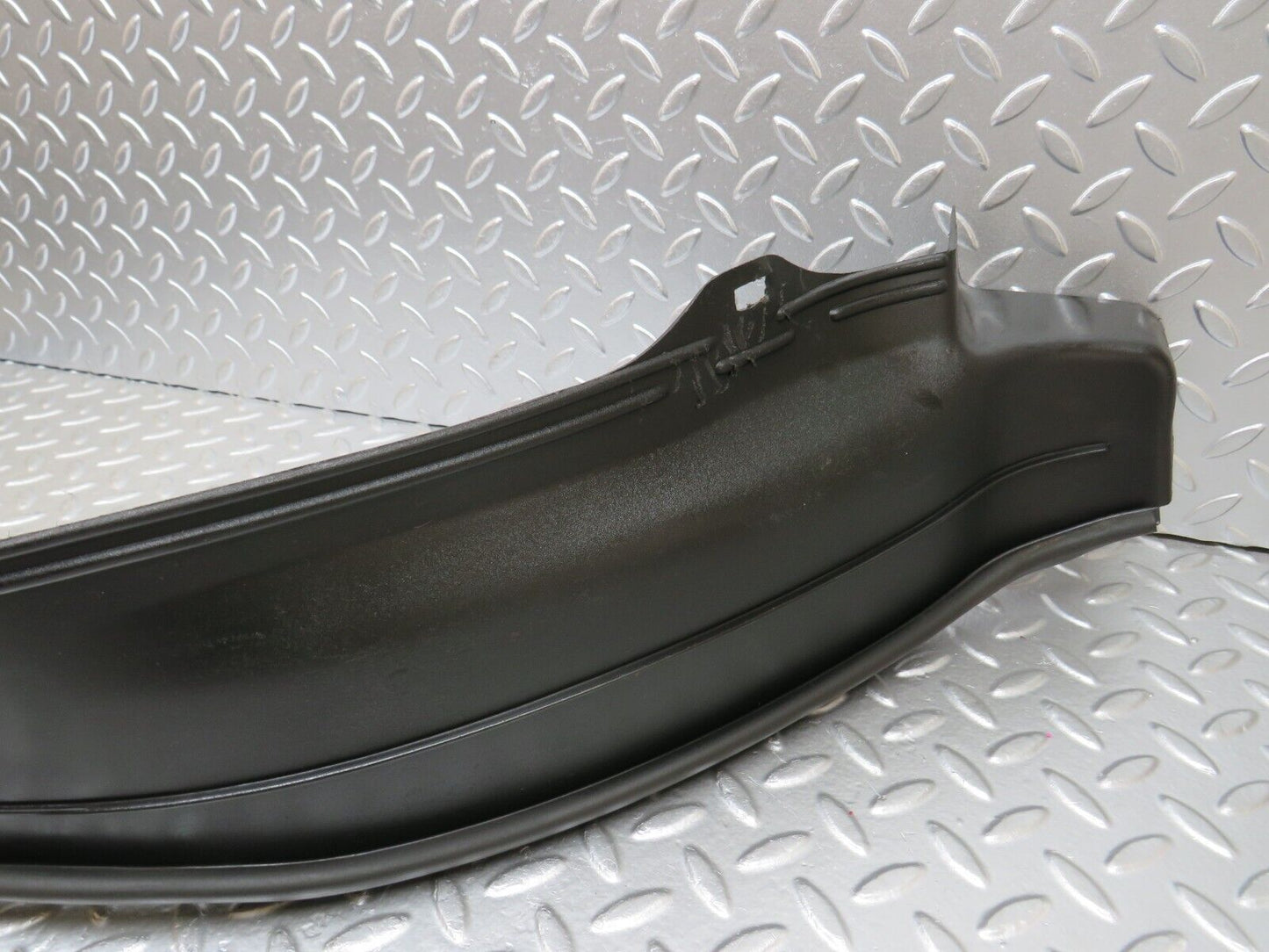 25496 Mercedes-Benz W123 200 Front Right Fender Splash Guard 1238840635