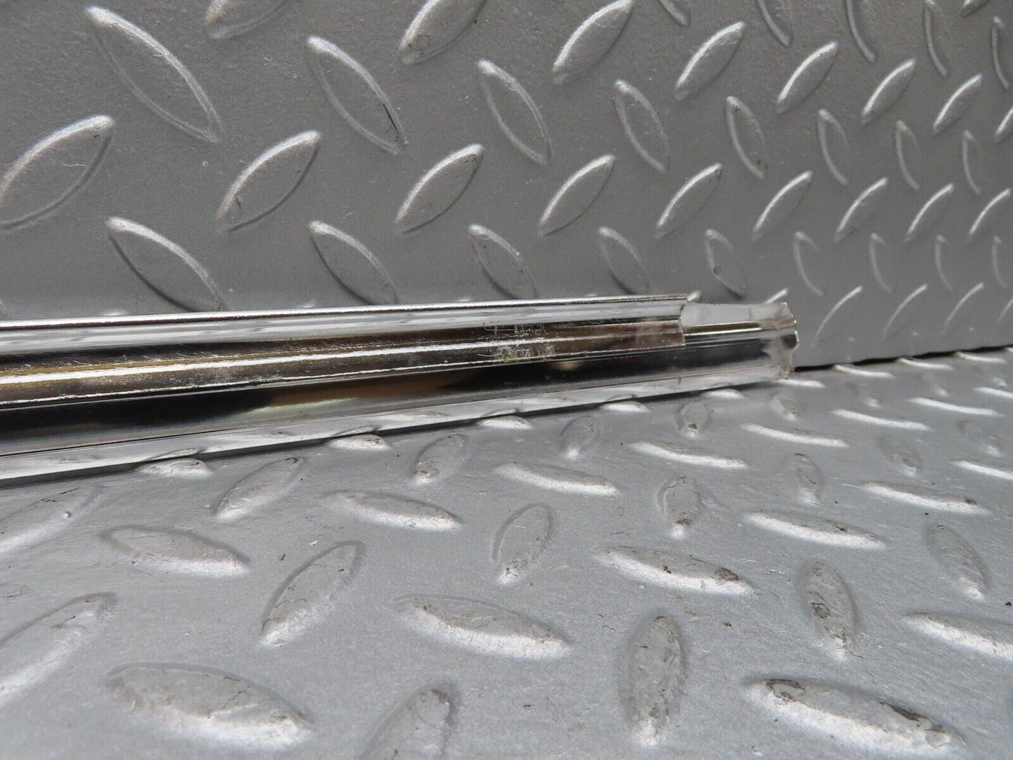 12451 Mercedes-Benz W108 280SE 3.5 Front Left Door Chrome Trim