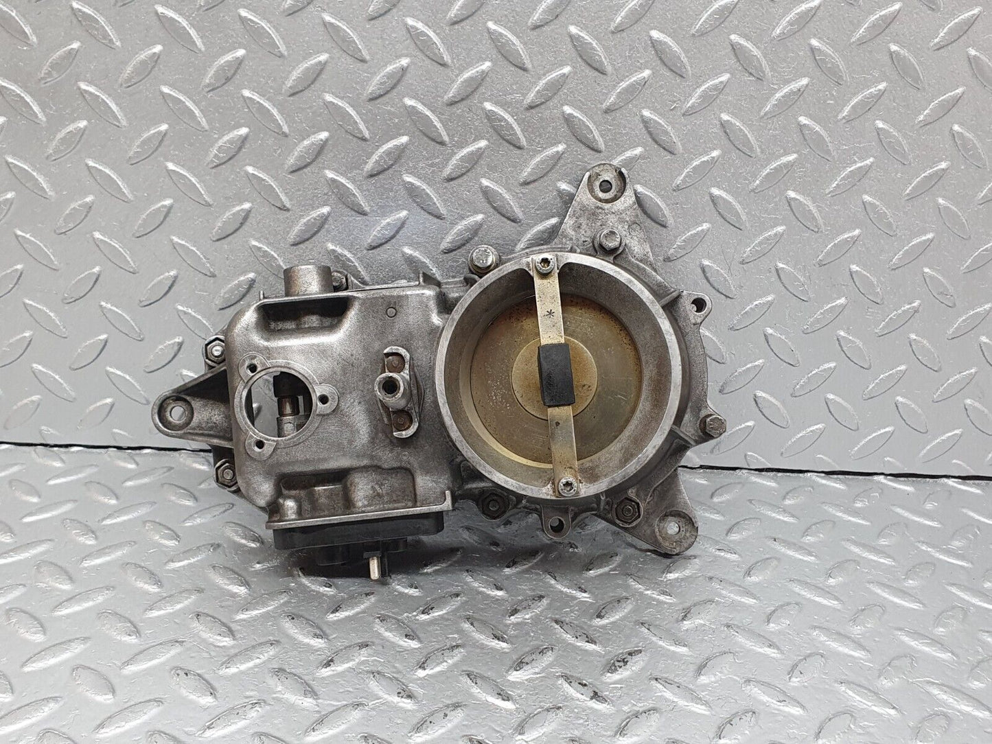 41095 Mercedes-Benz W126 300SE Air Flow Mass Meter Sensor Bosch 1031410345 0438121033 1160700274