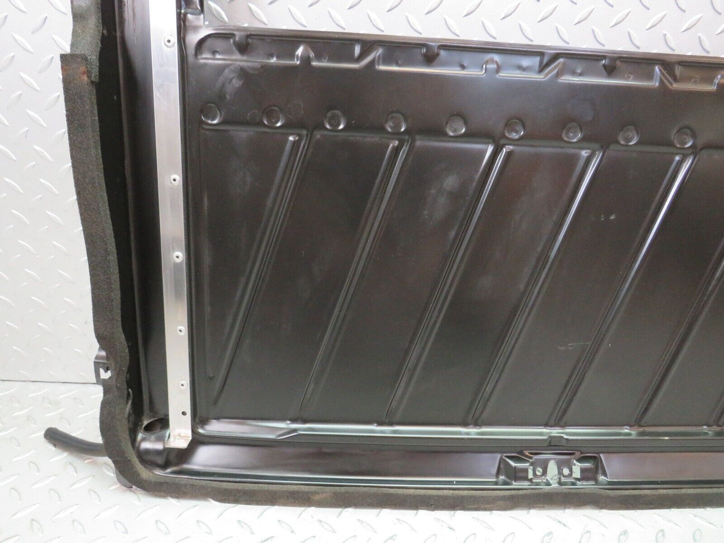 26622 Mercedes-Benz C124 220CE Coupe Power Sunroof Frame
