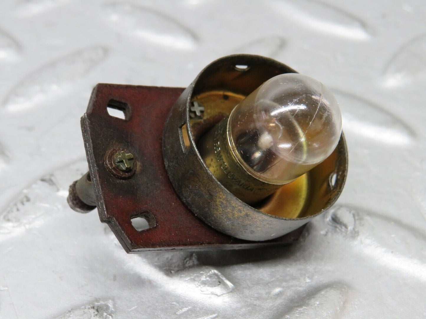 37377 Mercedes-Benz W109 300SEL Headlight Parking Light Right Side K33392