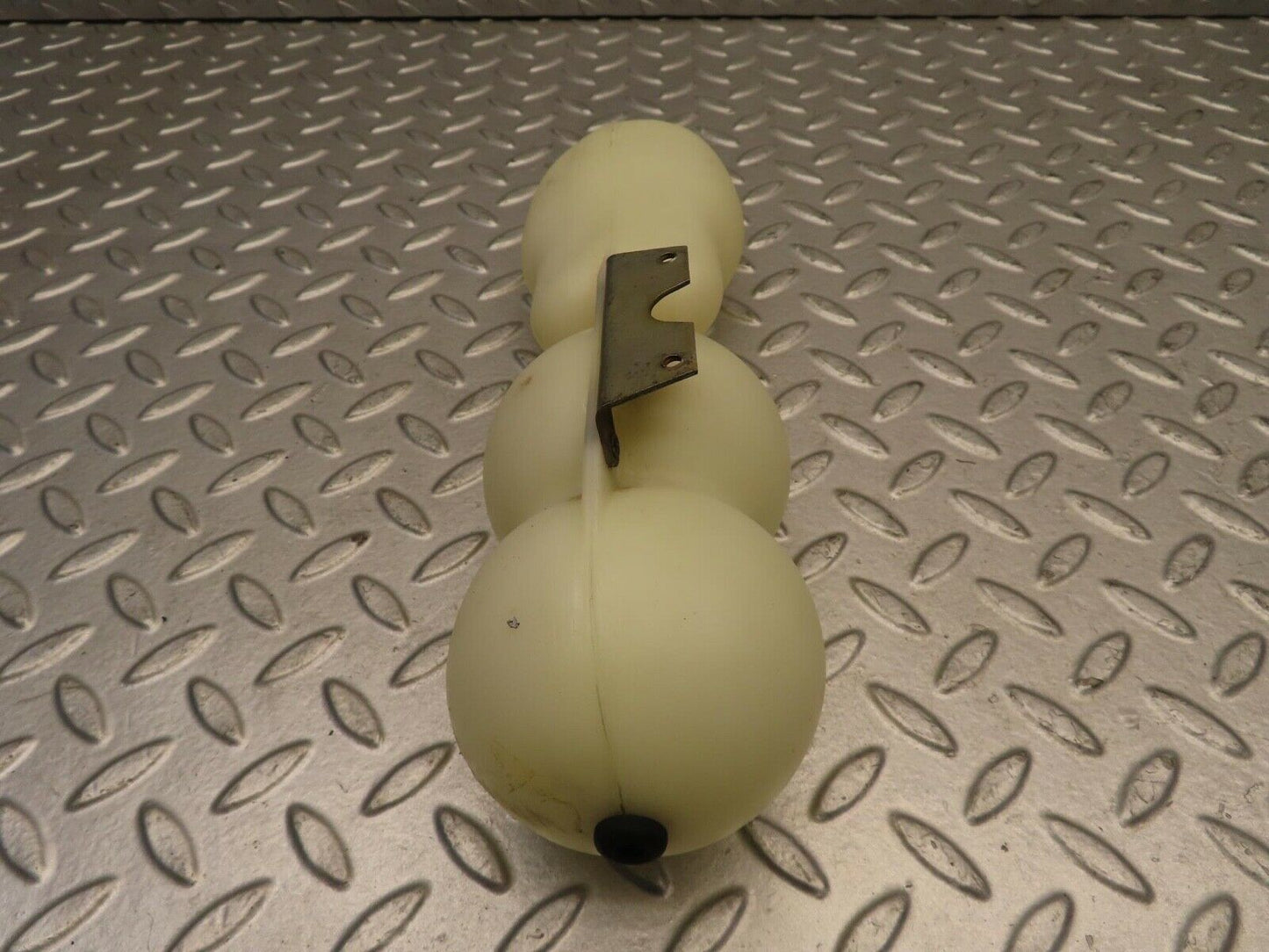 11803 Mercedes-Benz R107 450SL Vacuum Reservoir Tank