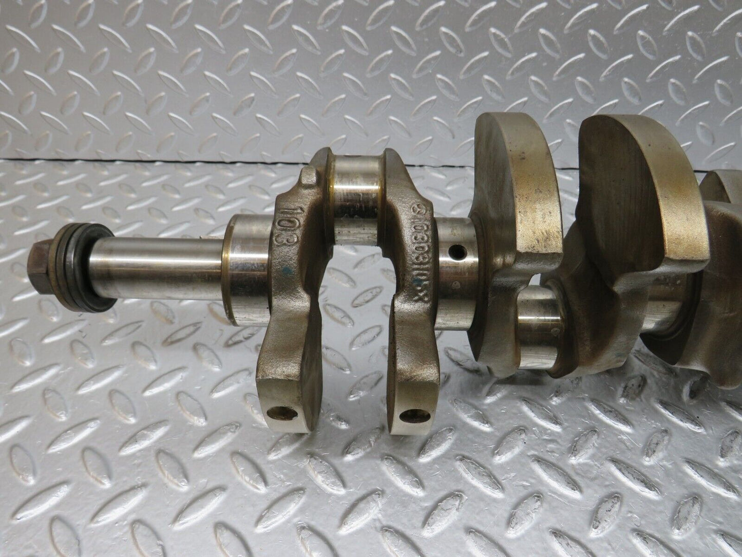 32691 Mercedes-Benz S124 300TE Wagon Crankshaft 103031058