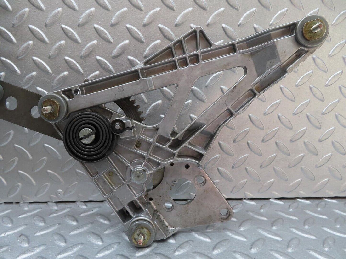 16007 Mercedes-Benz W123 280E Front Right Power Window Regulator 1237202846