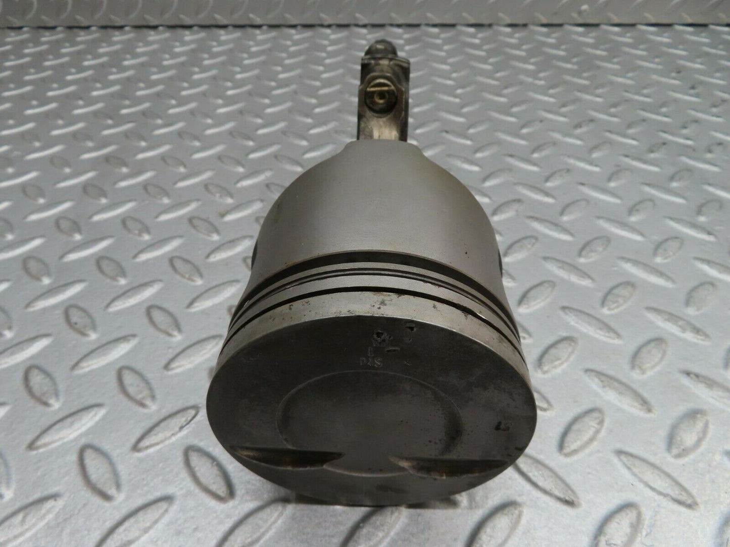 16569 Mercedes-Benz C107 350SLC Coupe Piston With Connecting Rod 92 mm