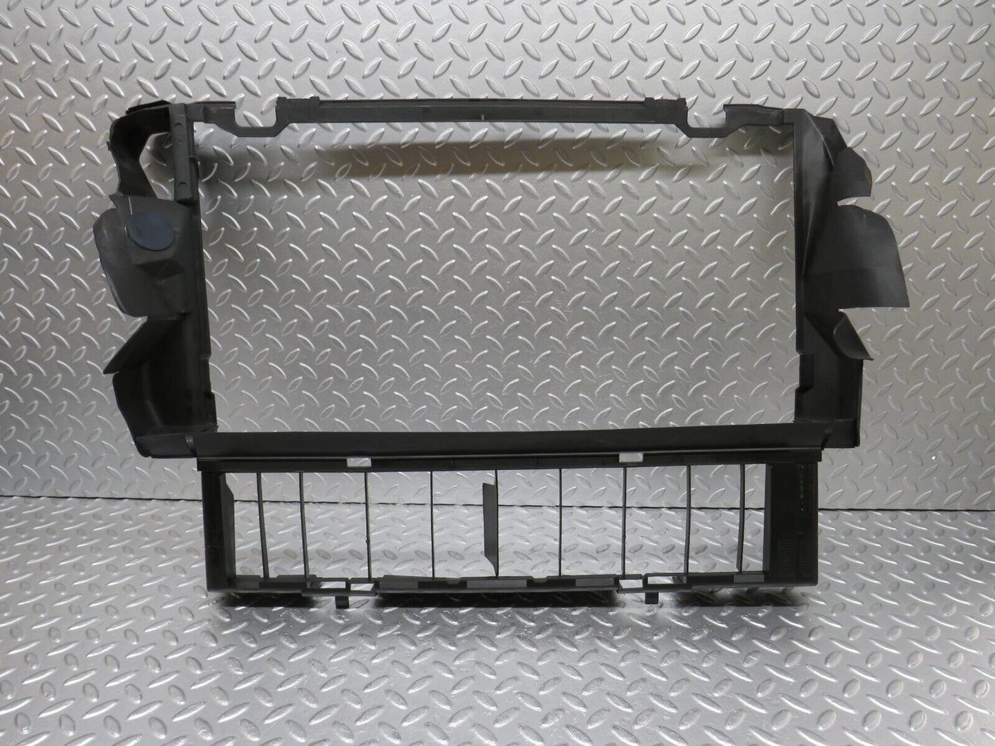 34792 Mercedes-Benz W210 320E Engine Fan Shroud 2105051830 2105051930