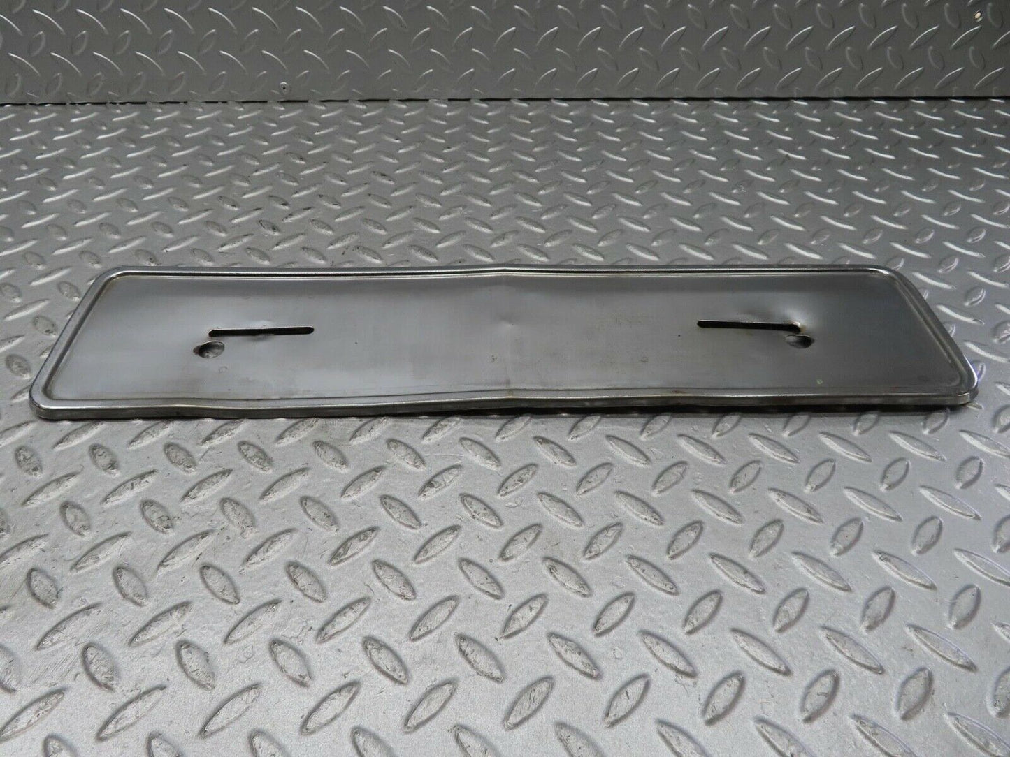 12612 Mercedes-Benz W108 280SE 3.5 Front number Plate Holder
