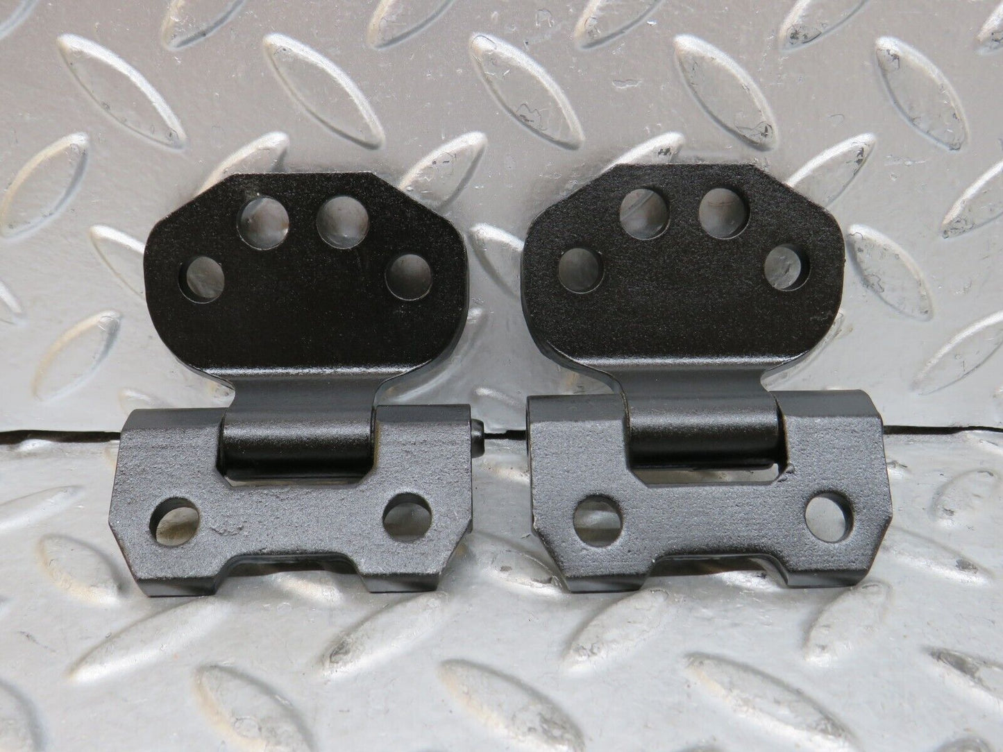 29131 Mercedes-Benz C124 320CE Coupe Right Door Hinge Pair