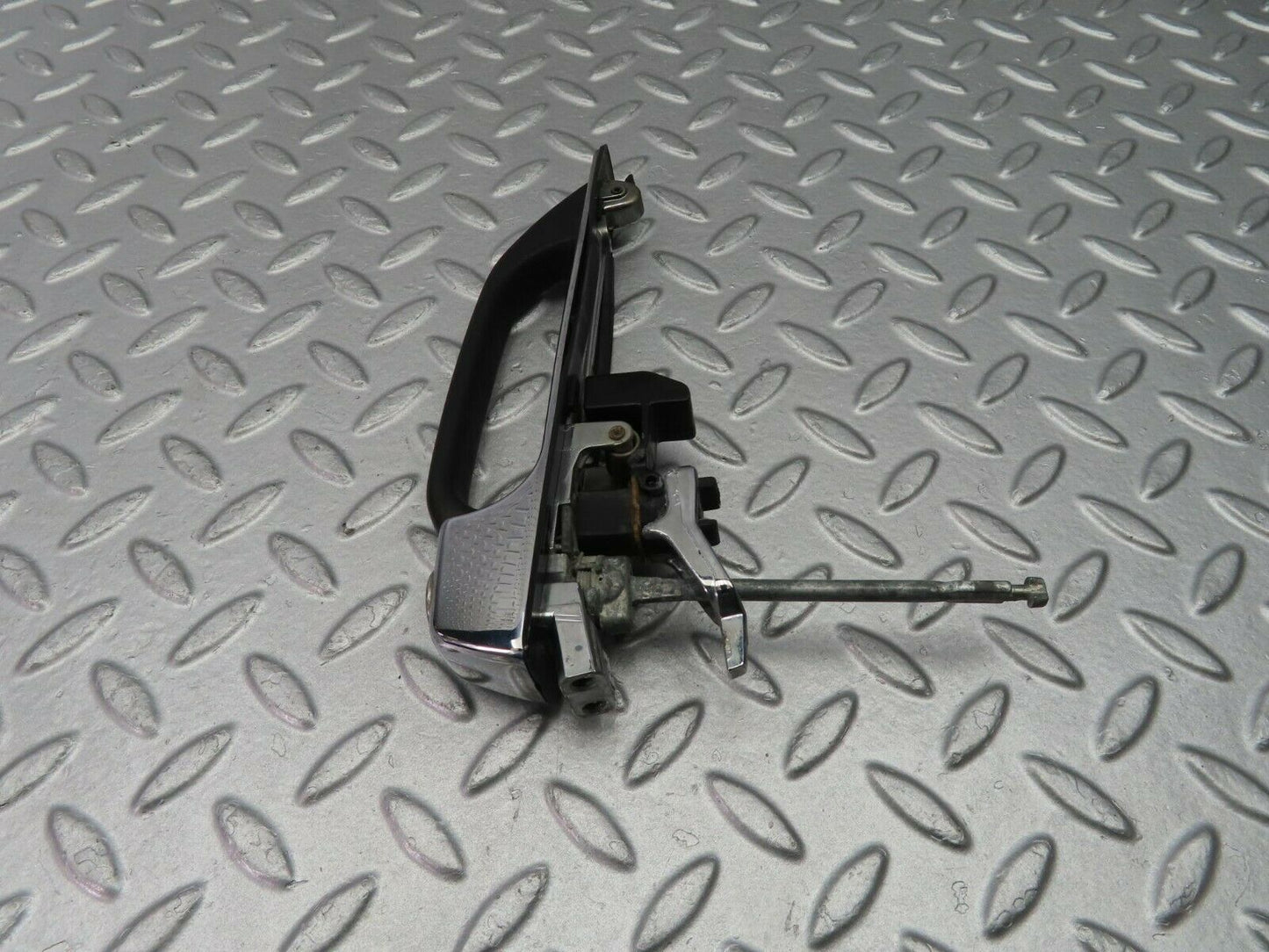 9912 Mercedes-Benz C123 230CE Coupe Front Right Door Handle No Key