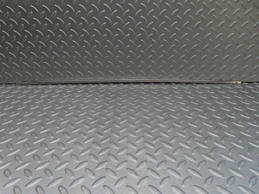 16020 Mercedes-Benz W123 280E Sunroof Chrome Trim