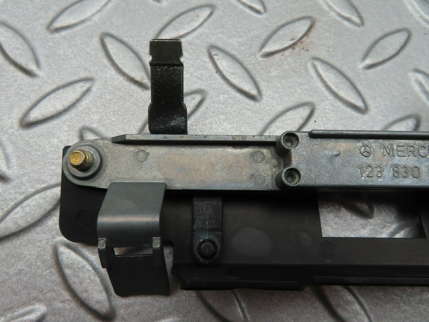 4512 Mercedes-Benz W123 230E Heater Slider Knob Control 1238301185