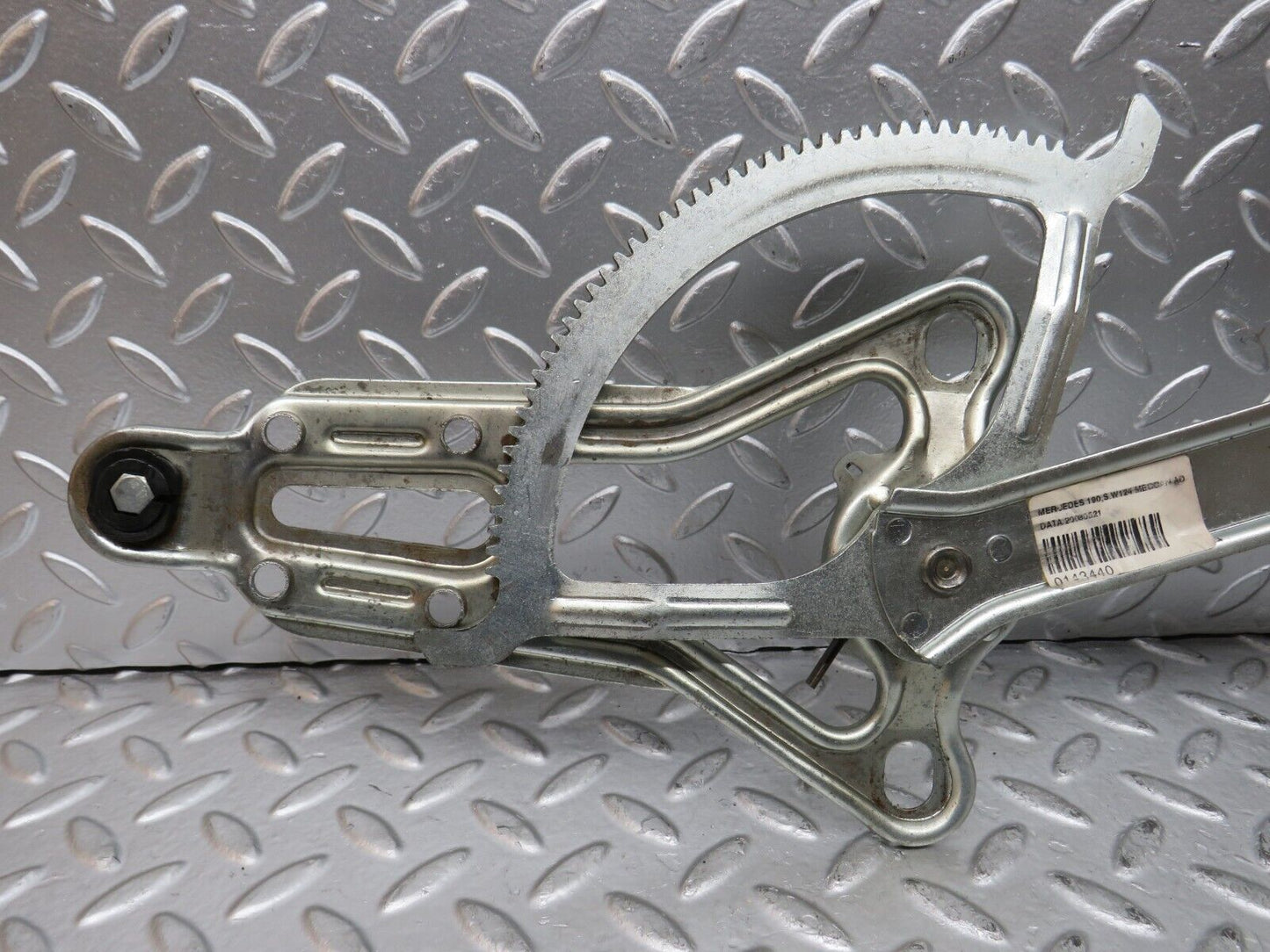 27675 Mercedes-Benz S124 300TE Wagon Front Right Power Window Regulator