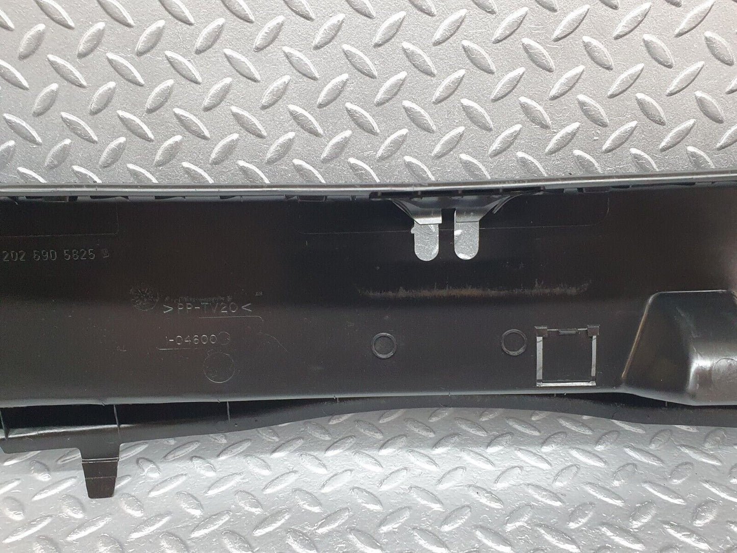 41756 Mercedes-Benz W202 C200 Trunk Lock Trim Panel 2026905825