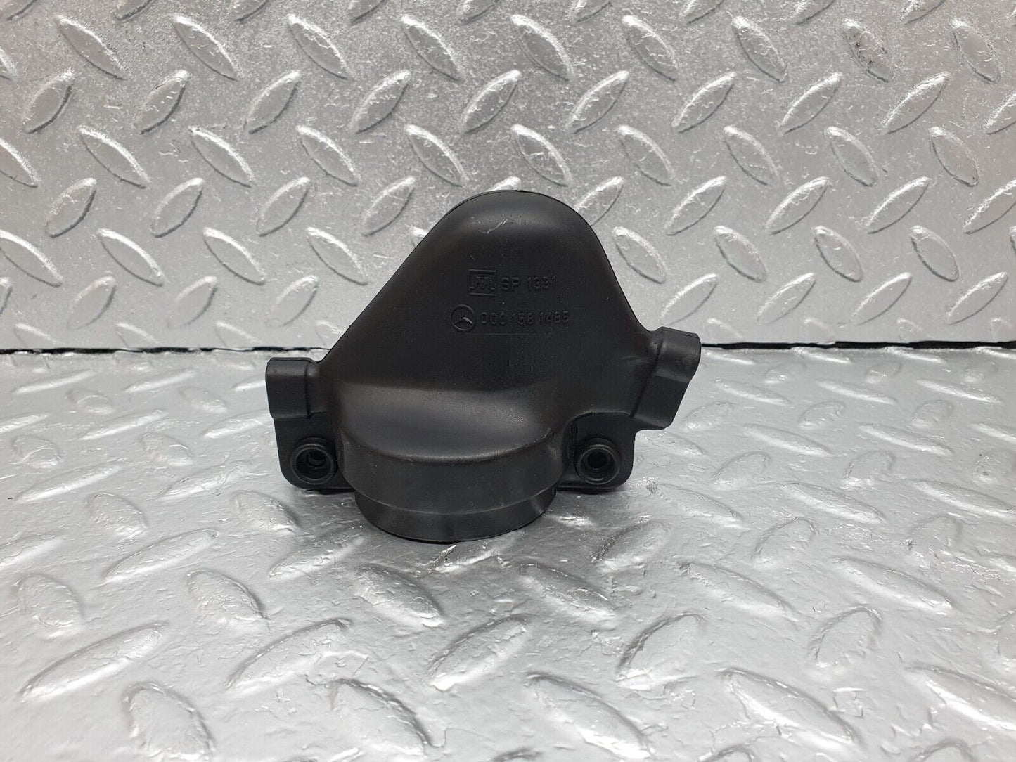 43101 Mercedes-Benz W123 280E Ignition Coil Cover 0001581485