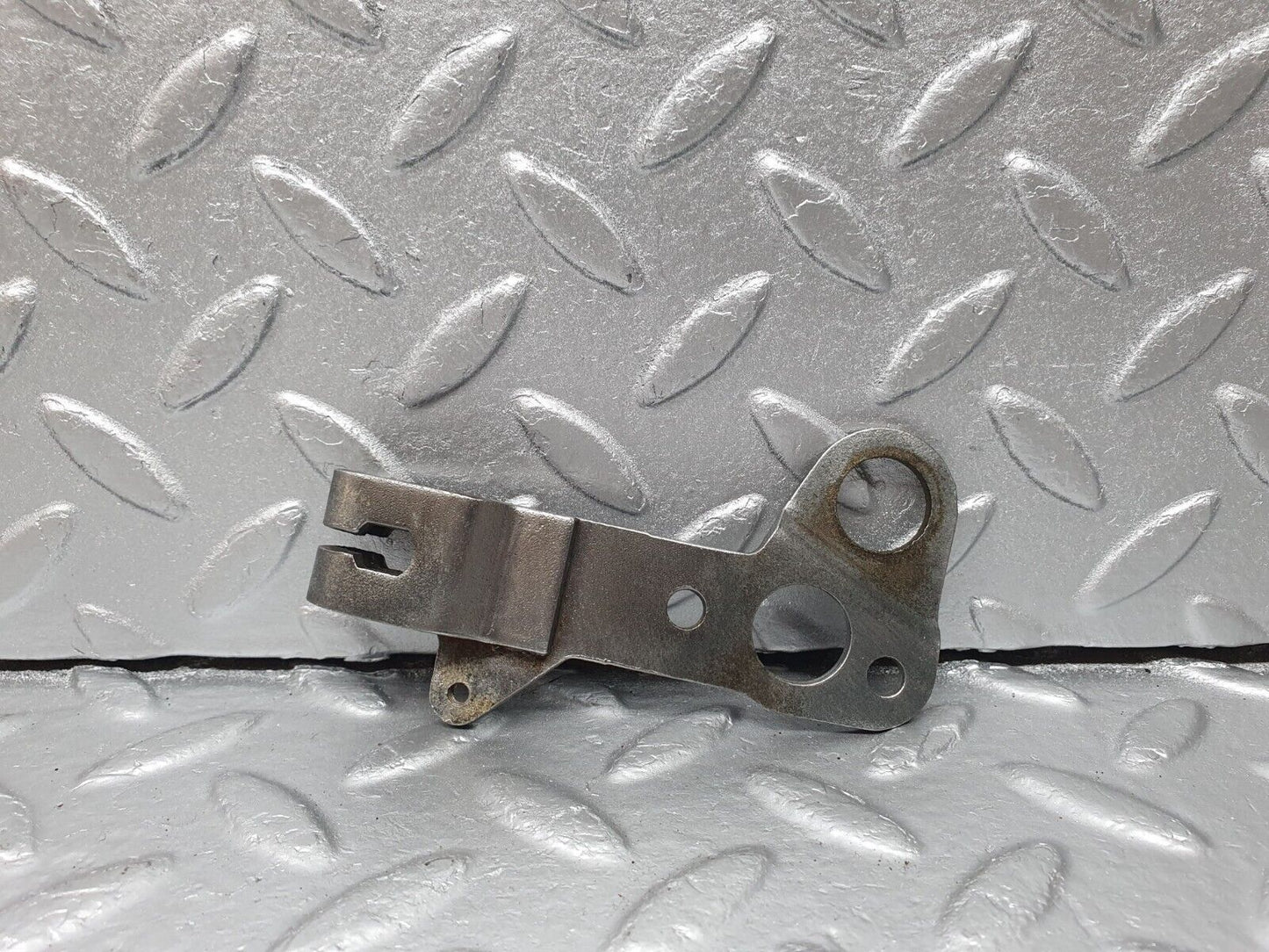 41305 Mercedes-Benz W123 300D Automatic Gearbox Linkage Bracket 722.118
