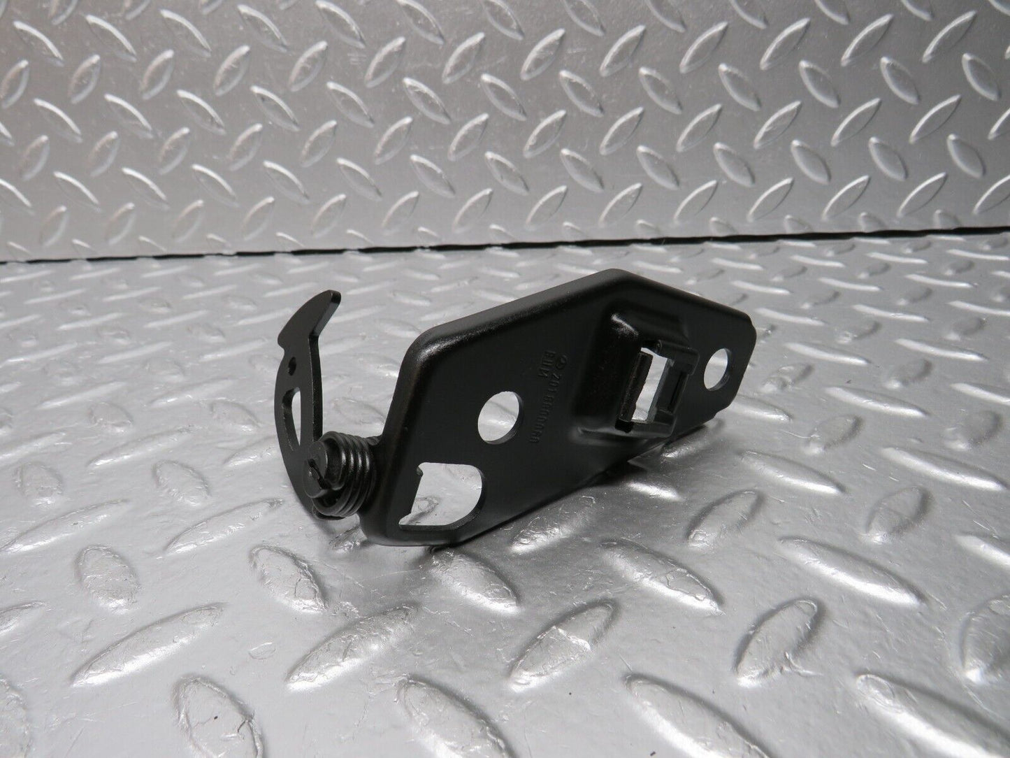 30910 Mercedes-Benz W201 190E 2.0L Bonnet Safety Latch 2018800060