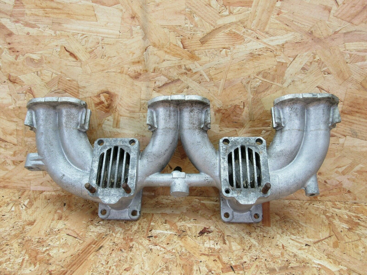2138 Mercedes-Benz W108 280SE Air Intake Manifold  1141410001