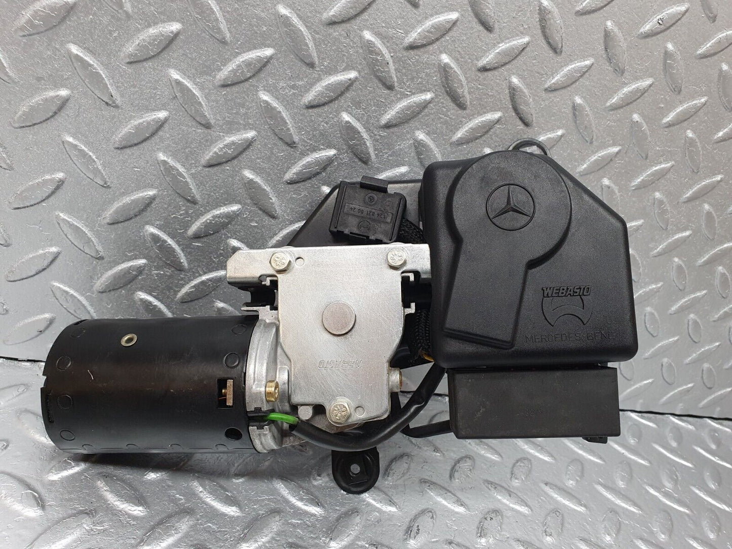 41540 Mercedes-Benz W124 200E Sunroof Motor Webasto With Relay 1248210047 0390251693