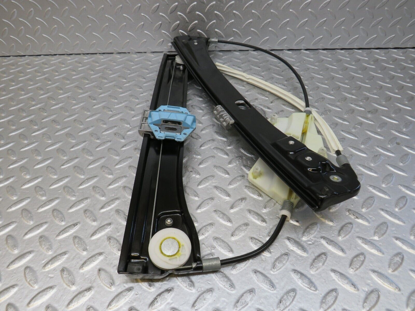 35198 Mercedes-Benz W221 Front Left Power Window Regulator