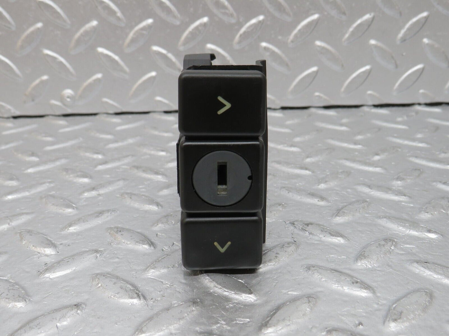 33172 Mercedes-Benz R129 Glove Box Lock No Key 1298206810