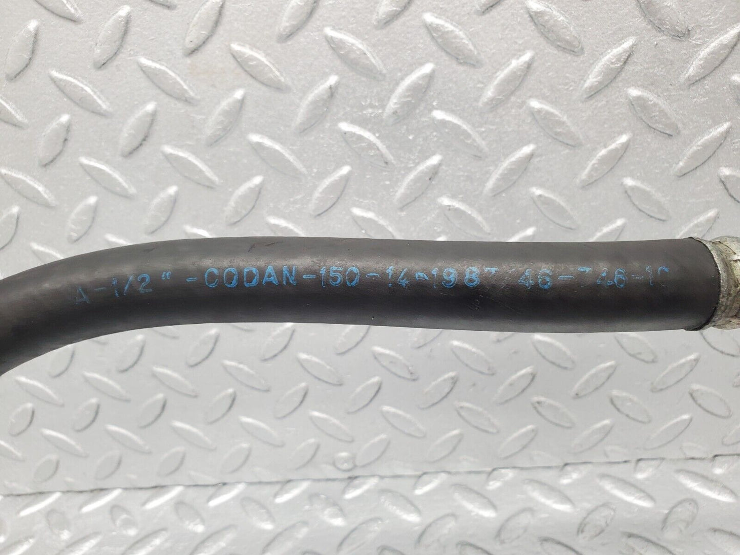 46089 Mercedes-Benz W126 420SE Air Conditioning Hose Pipe With Dryer