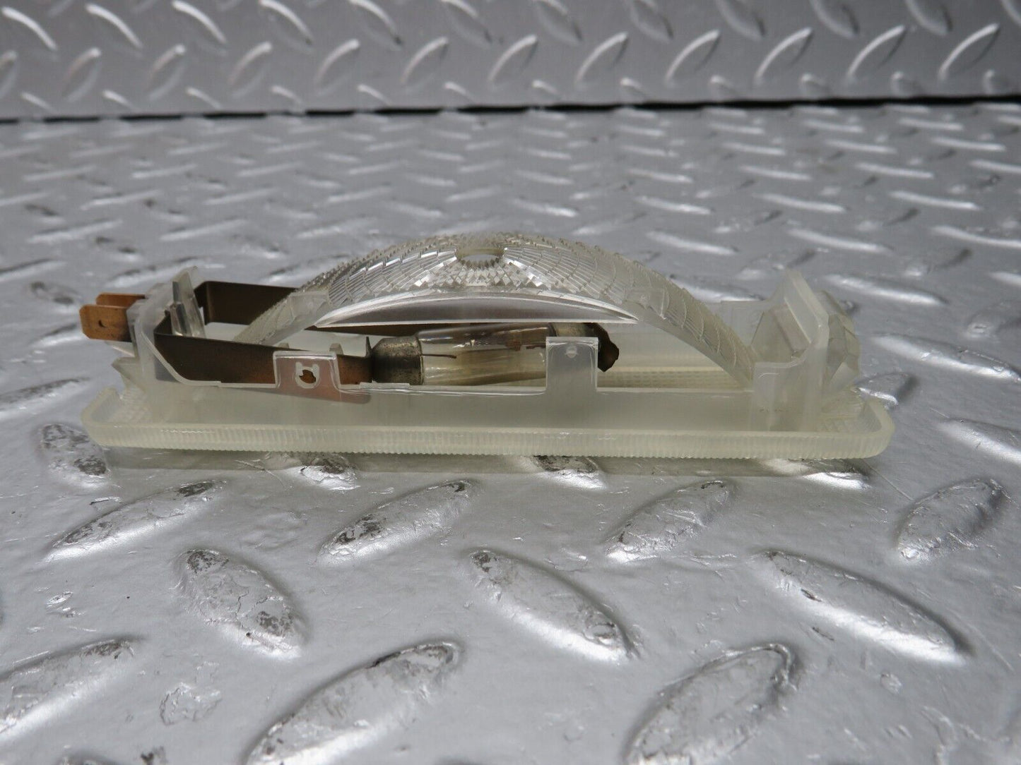 32040 Mercedes-Benz W123 230E Rear Interior Dome Light 2018200001