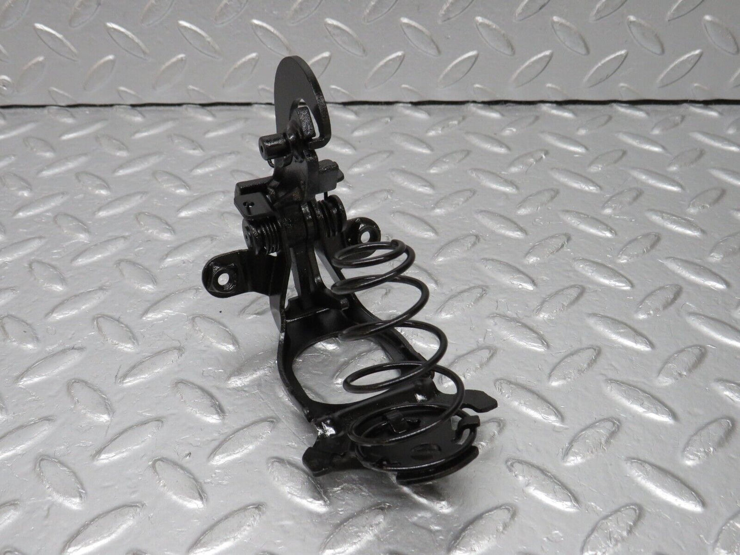 33533 Mercedes-Benz W202 C180 Bonnet Lock Latch