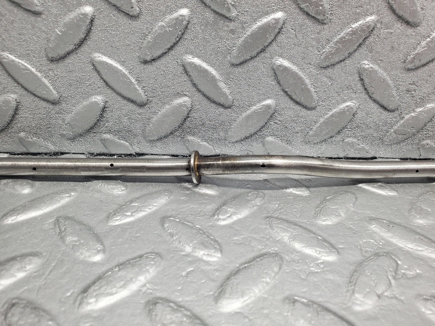 W112 camshaft oil tube used OEM