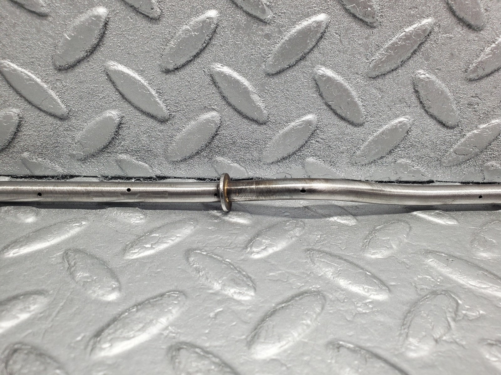 W112 camshaft oil tube used OEM
