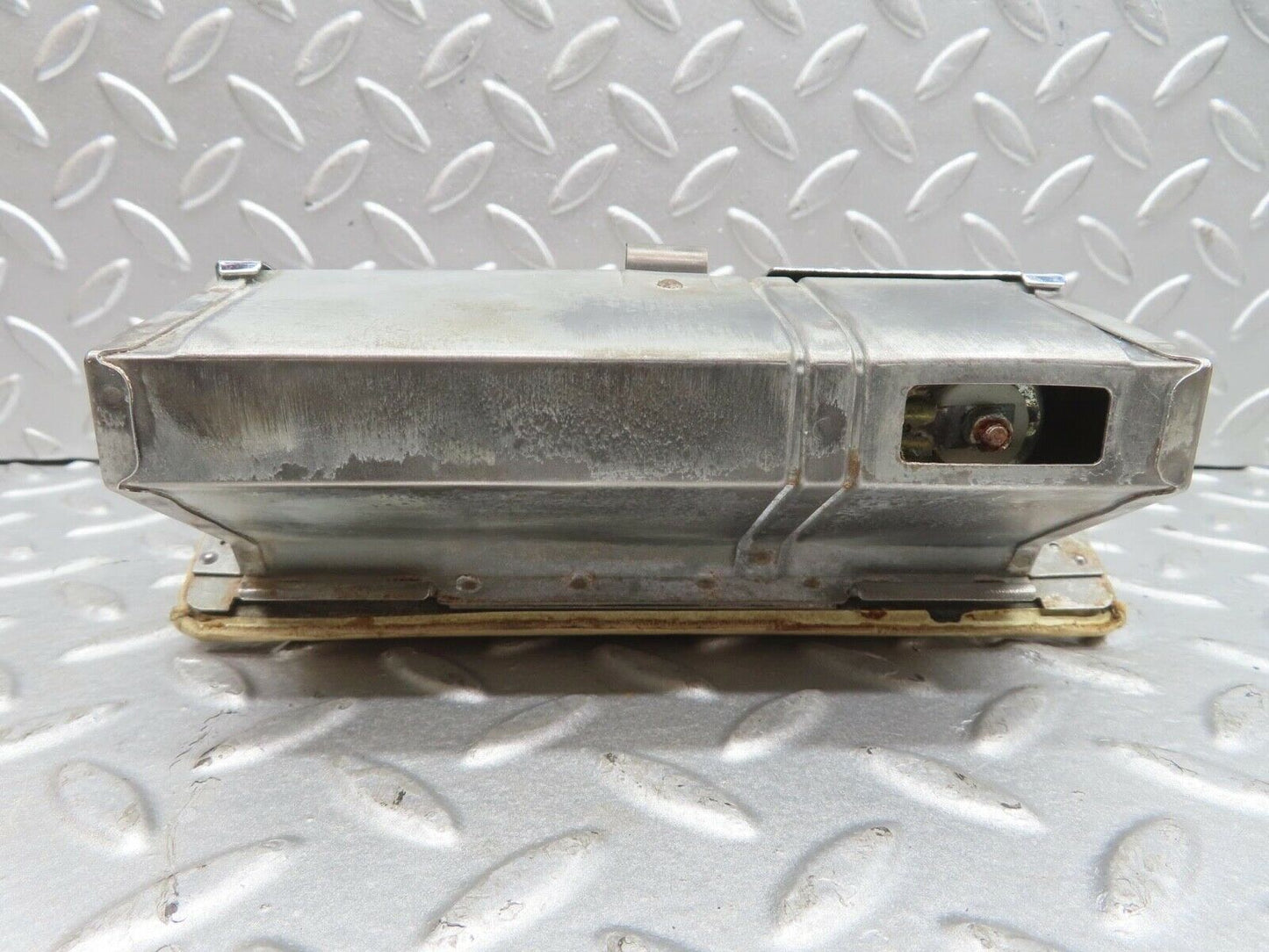 13851 Mercedes-Benz R107 450SL Centre Console Ashtray