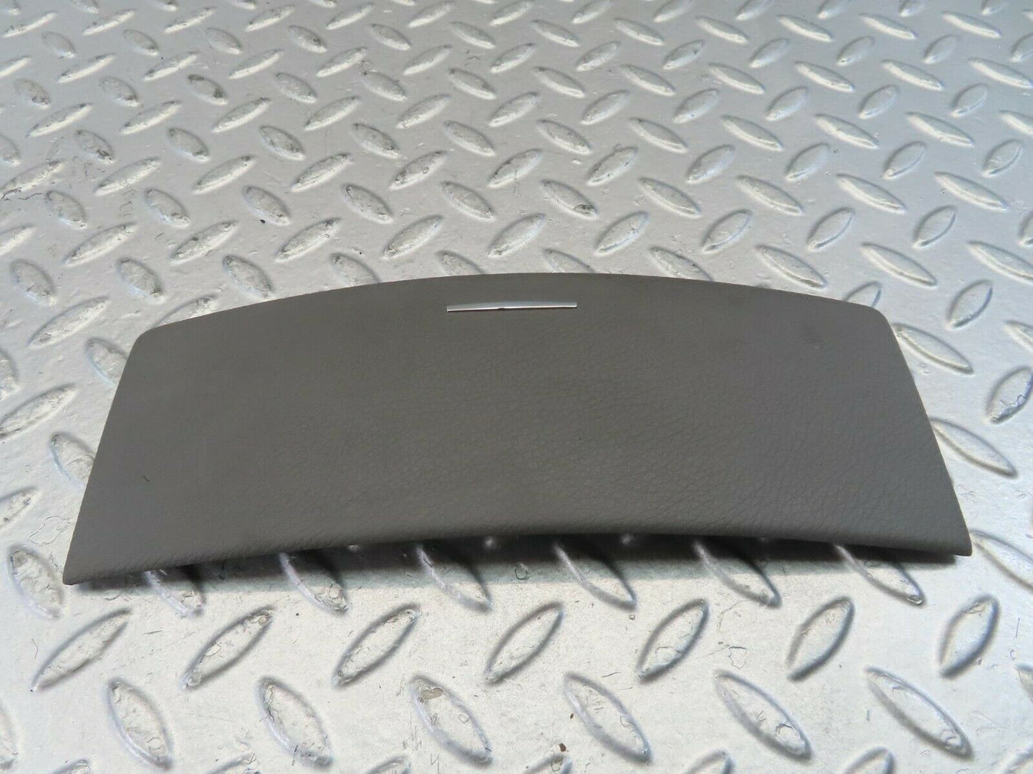 11132 Mercedes-Benz W221 S320 CD Player Cover Panel 2216800378