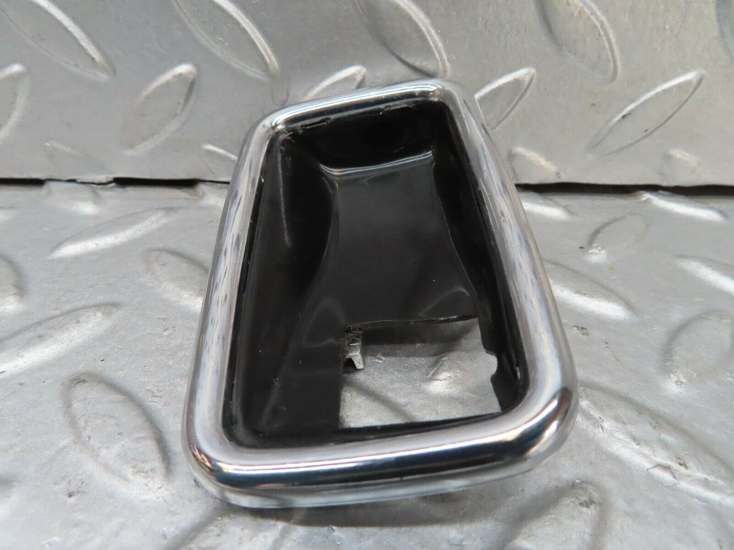 7056 Mercedes-Benz W123 230E Chrome Frame For Door Opener Left 1087660511