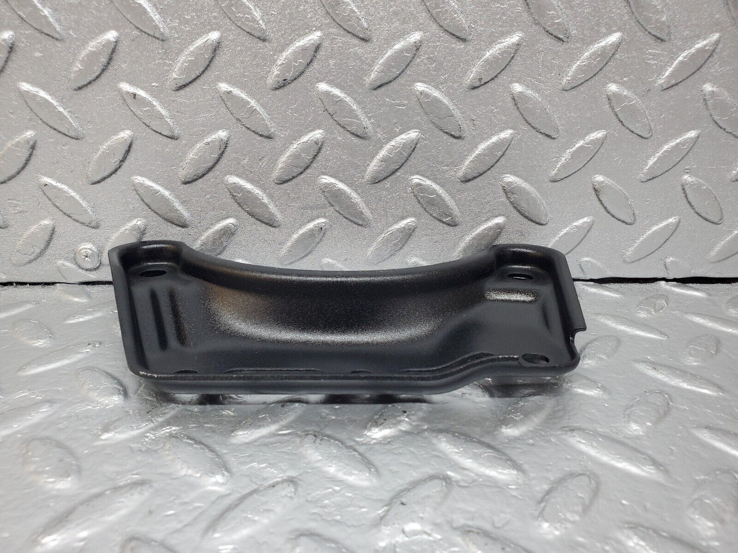 44995 Mercedes-Benz R129 300SL Coupe Air Conditioning Compressor Support Bracket