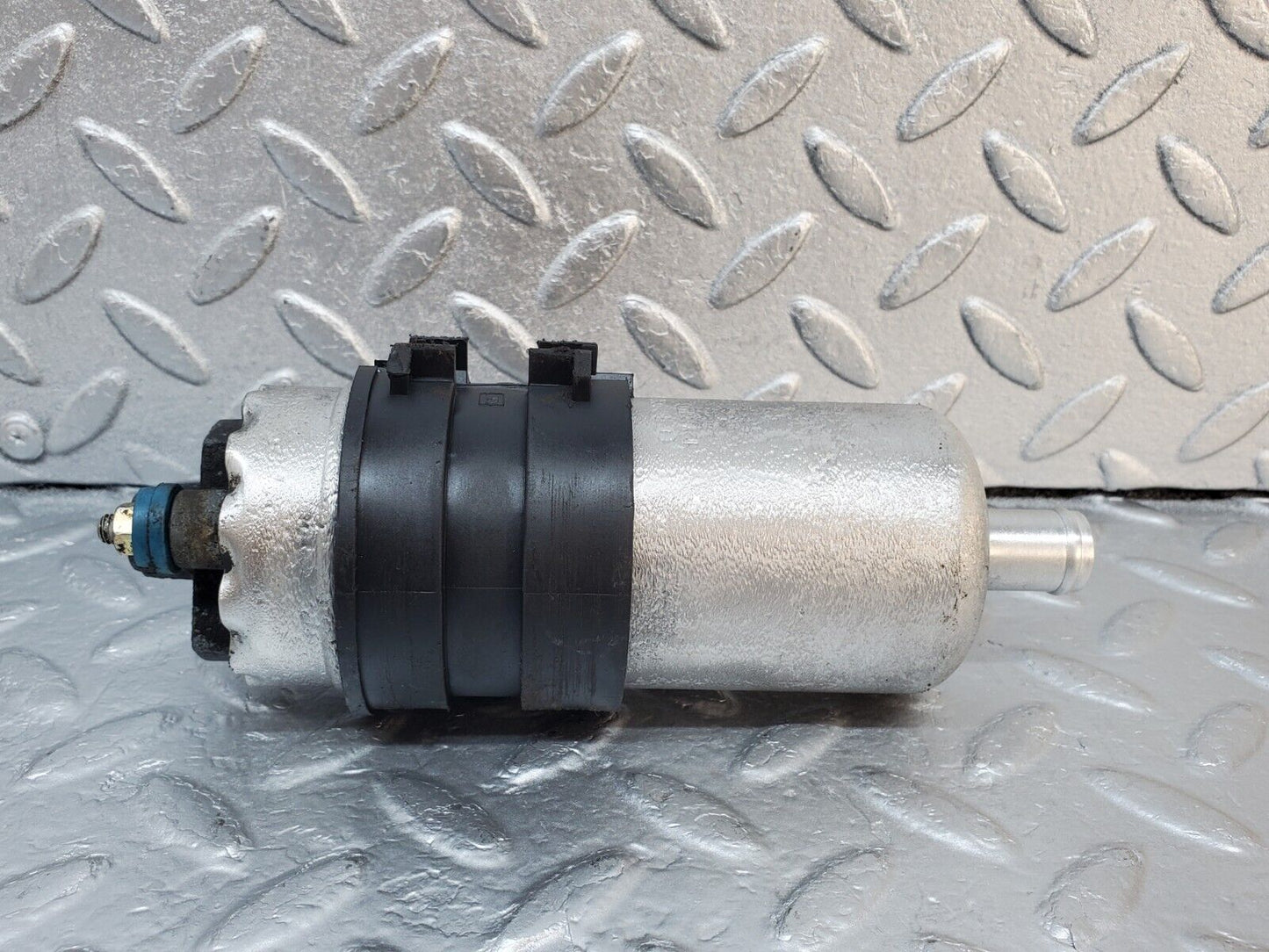 45931 Mercedes-Benz W126 420SE Fuel Pump Bosch 0580254950