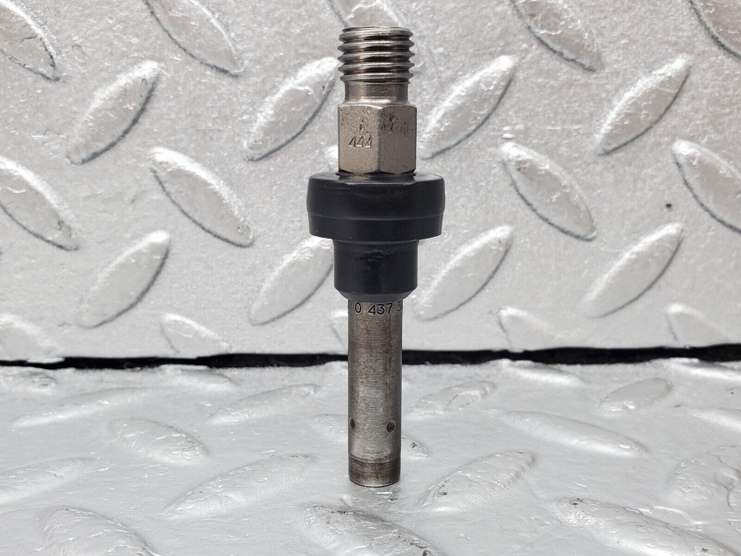 45464 Mercedes-Benz 280E M110.988 Fuel Injector Bosch 0437502010